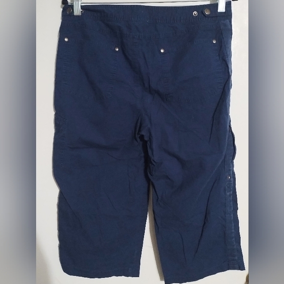 Danskin Capri Cargo Pants - Picture 4 of 5